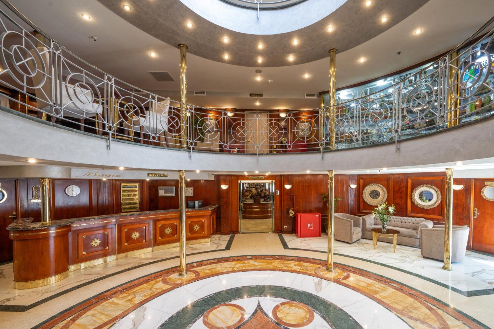 Magic I Nile Cruise Deluxe Boat The Scheduled Departure Is On Saturday For A 7-Day Nile Cruise Luxor Exterior foto