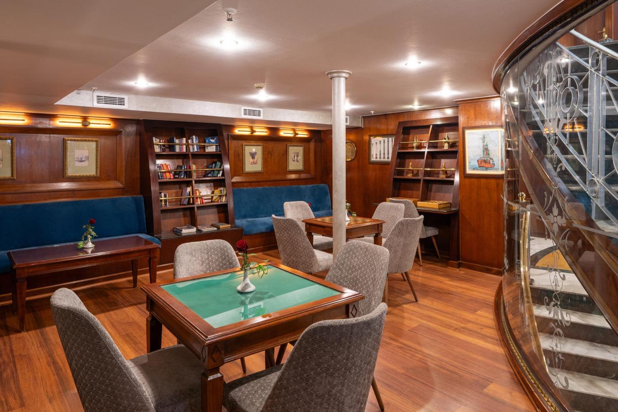 Magic I Nile Cruise Deluxe Boat The Scheduled Departure Is On Saturday For A 7-Day Nile Cruise Luxor Exterior foto