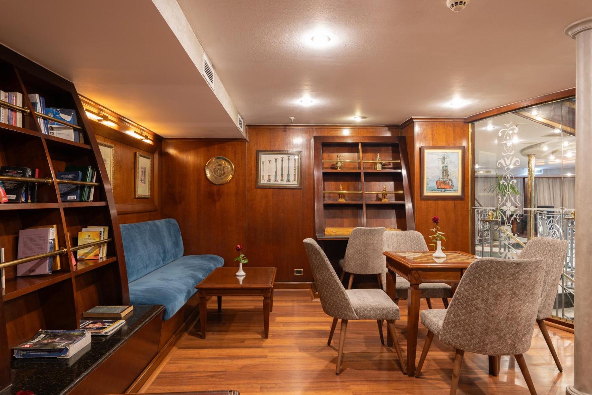 Magic I Nile Cruise Deluxe Boat The Scheduled Departure Is On Saturday For A 7-Day Nile Cruise Luxor Exterior foto
